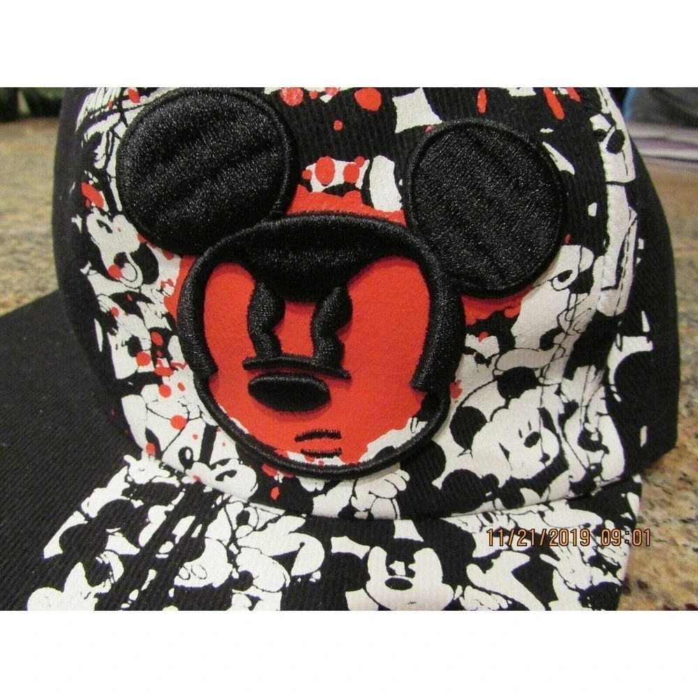 Disney Parks Mickey Mouse Red White Blk Youth Hat